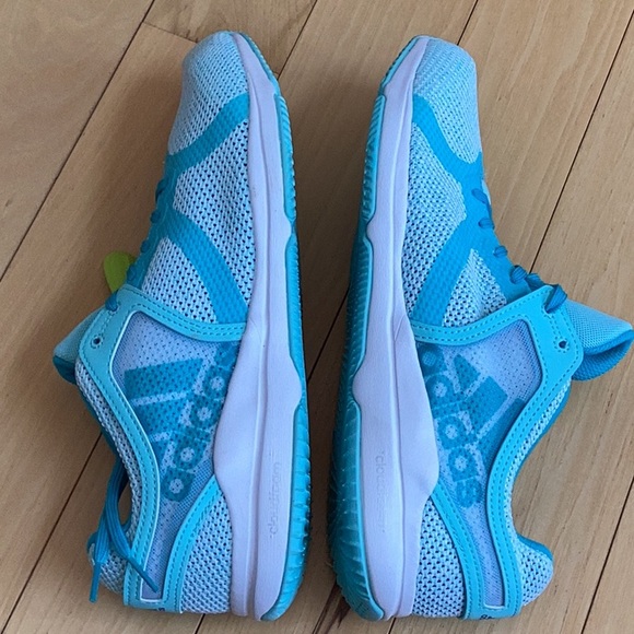 Adidas Training cloud foam Ortholite aqua and white sneakers. Women’s size 10 - Picture 11 of 16